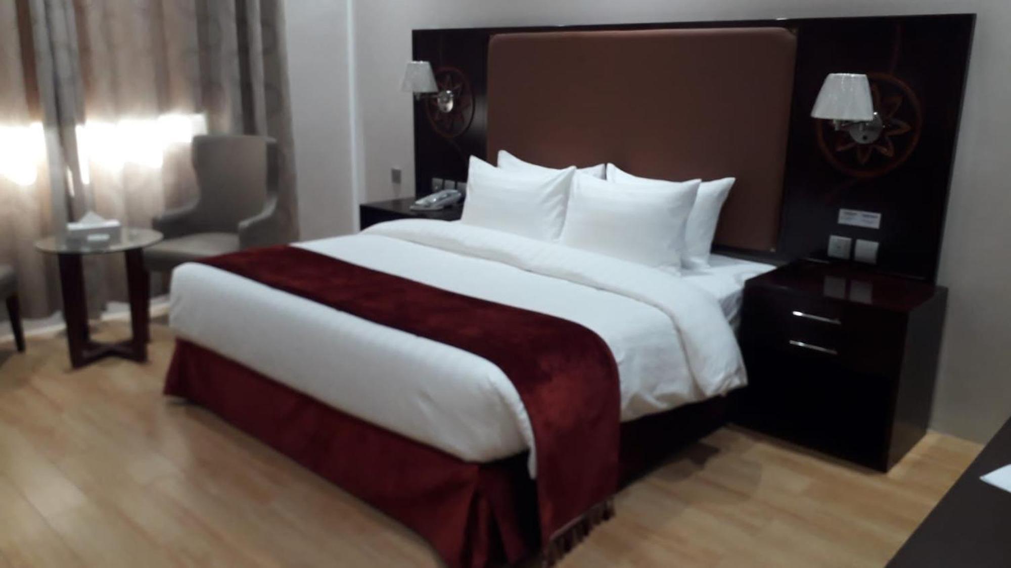 Palm Inn Hotel Доха Экстерьер фото